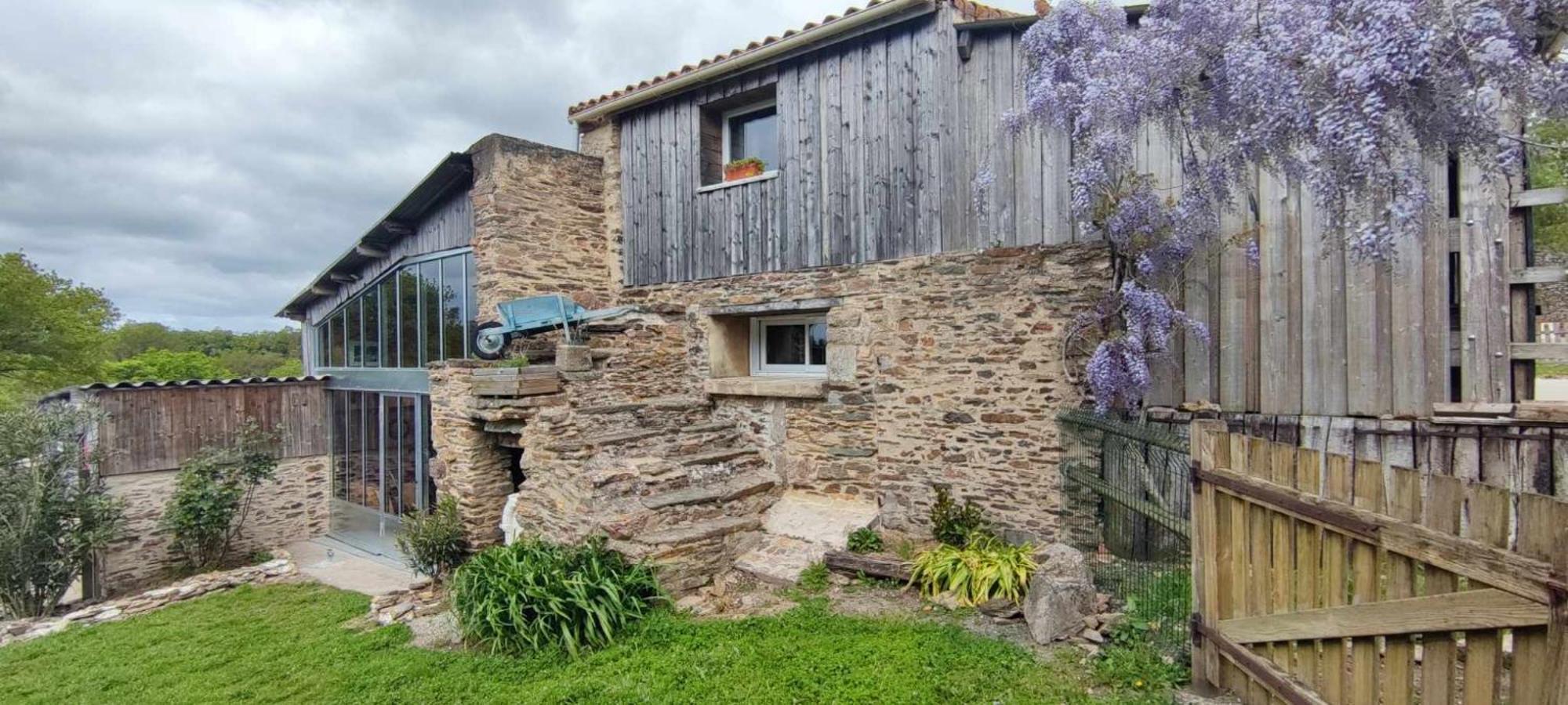 Aux Yourtes De La Fabrique Saint-Florent-des-Bois Экстерьер фото